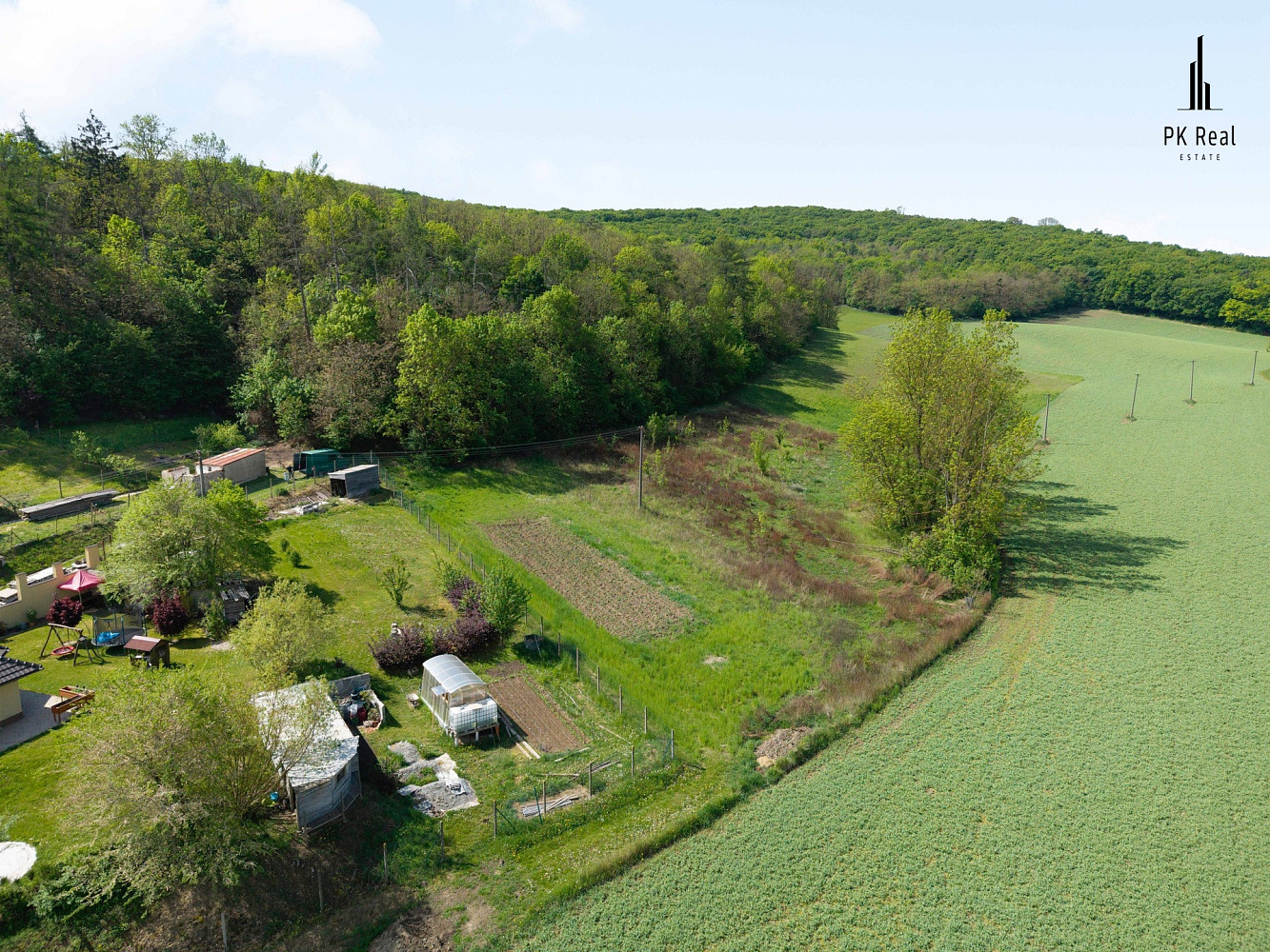 Prodej stavebního pozemku 1 530 m² – fotografie 5