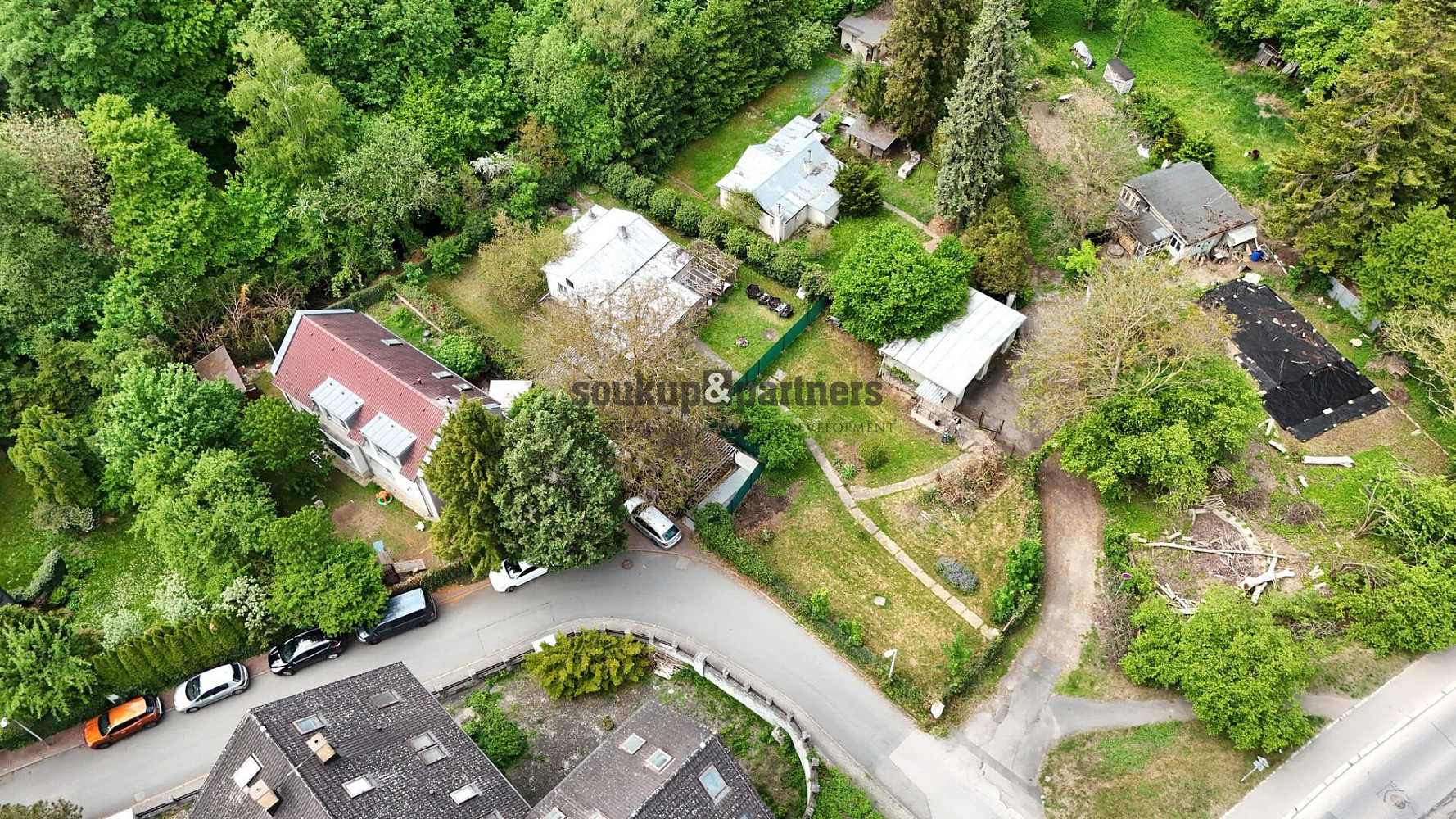 Prodej stavebního pozemku 486 m² – pohled 4
