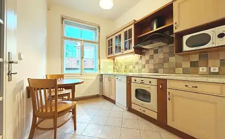 Pronájem bytu 2+1 80 m², U lužického semináře, Praha 1 - Malá Strana