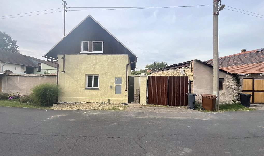 Prodej rodinného domu, 70 m², Kystra - Louny, Slavětín