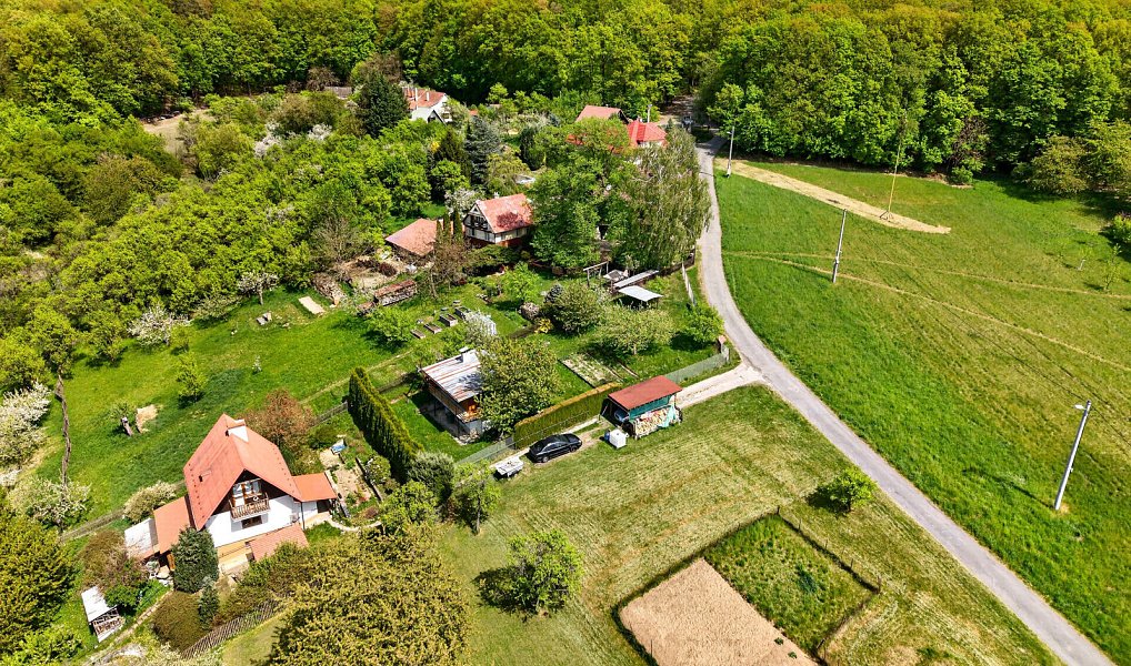 Prodej stavebního pozemku 708 m², Zlín – náhled fotky 10