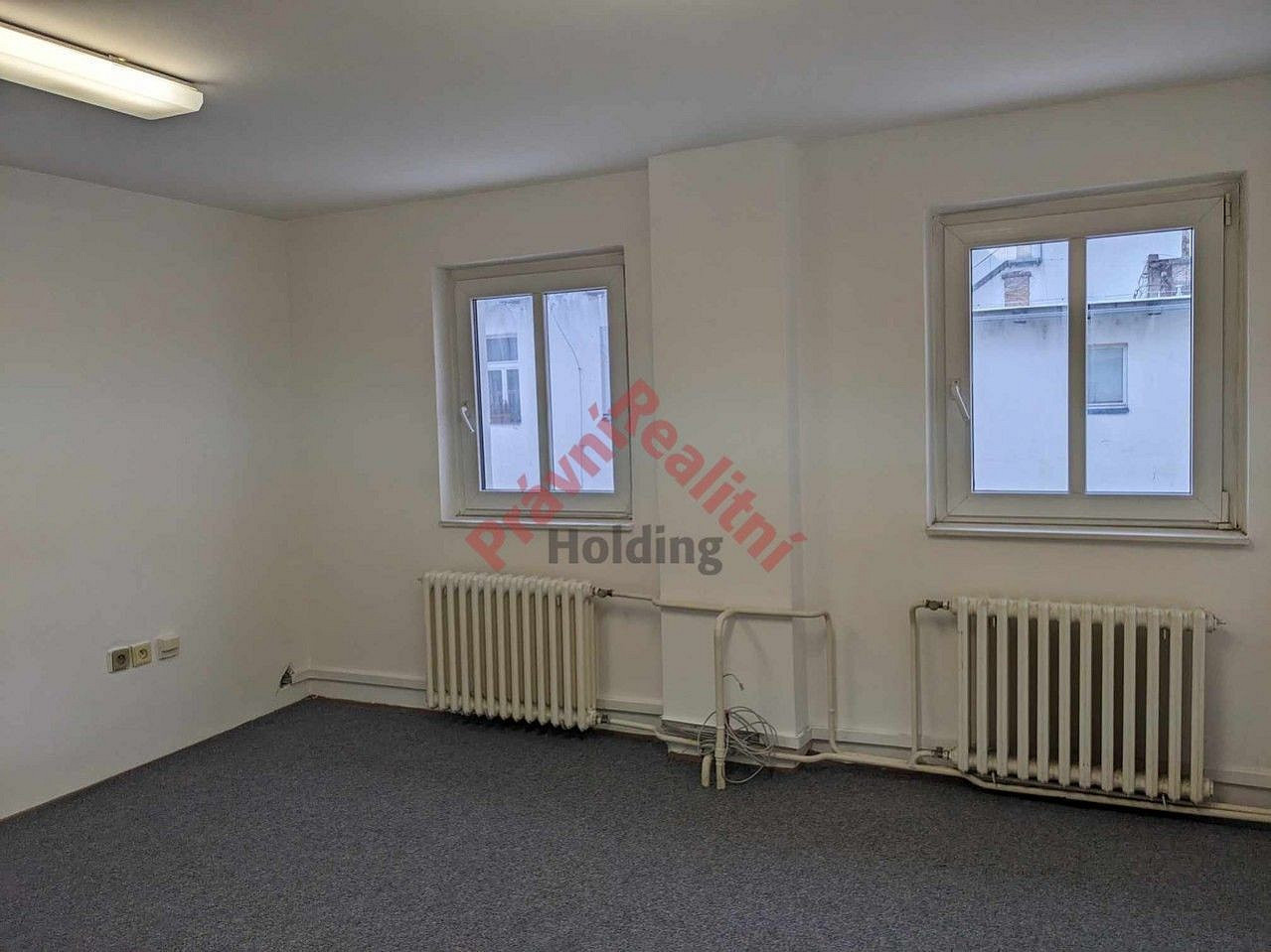Pronájem kanceláře 17 m² — photo 2