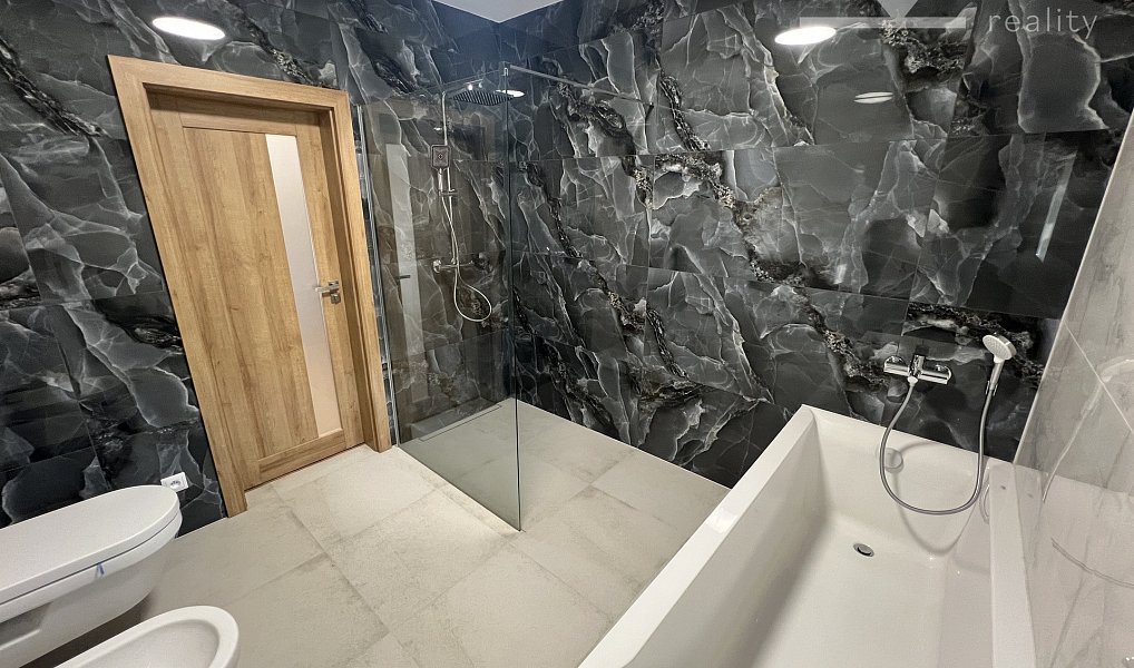 Prodej domu 184 m² s pozemkem 266 m², Vyškov – náhled fotky 7