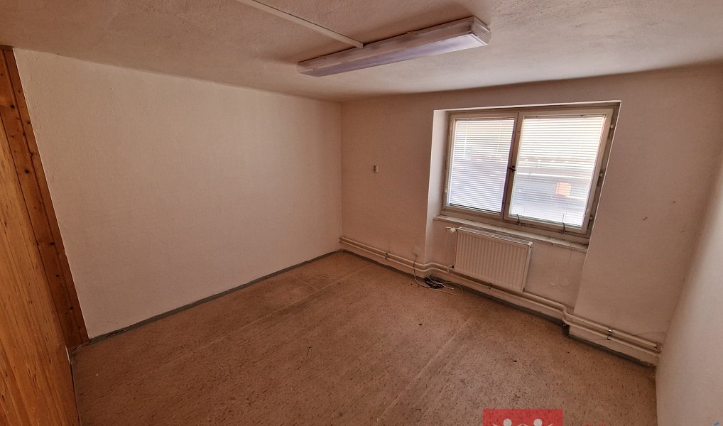 Pronájem obchodních prostor 120 m², Znojmo – náhled fotky 6
