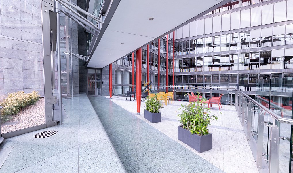 Pronájem kanceláře 1 552 m², Praha – náhled fotky 5