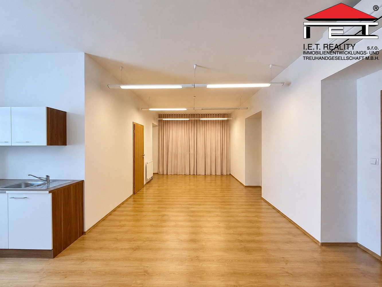 Pronájem kanceláře 87 m²
