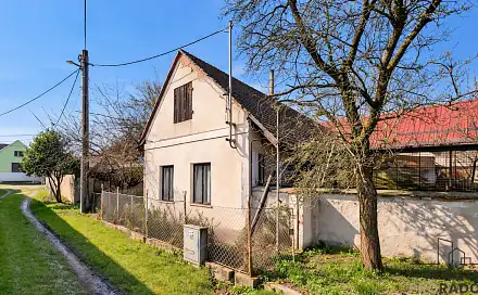 Prodej chaty/chalupy 95 m² s pozemkem 180 m², Tavíkovice - Dobronice, okres Znojmo