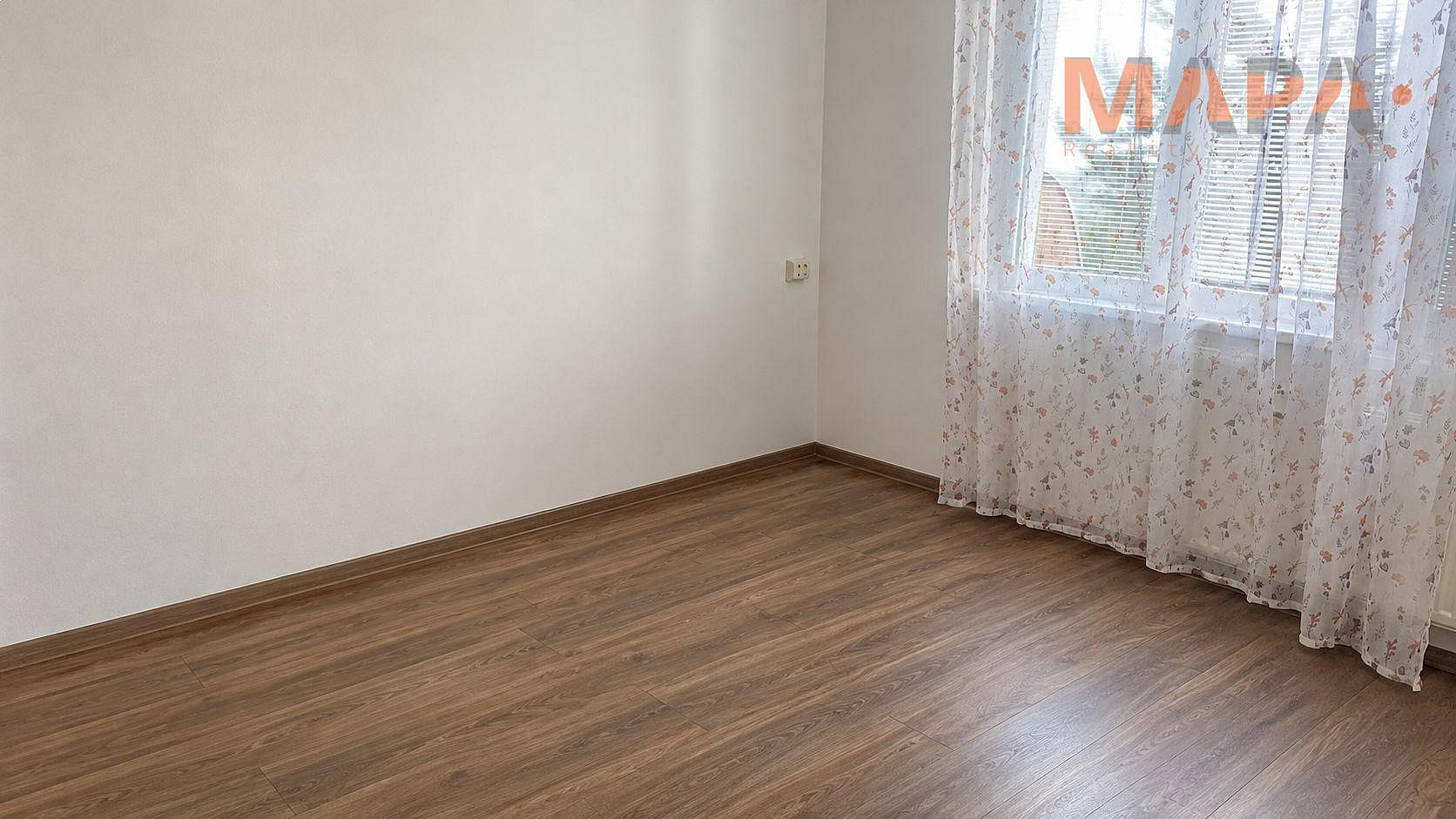 Pronájem bytu 2+1 55 m² – fotografie 4