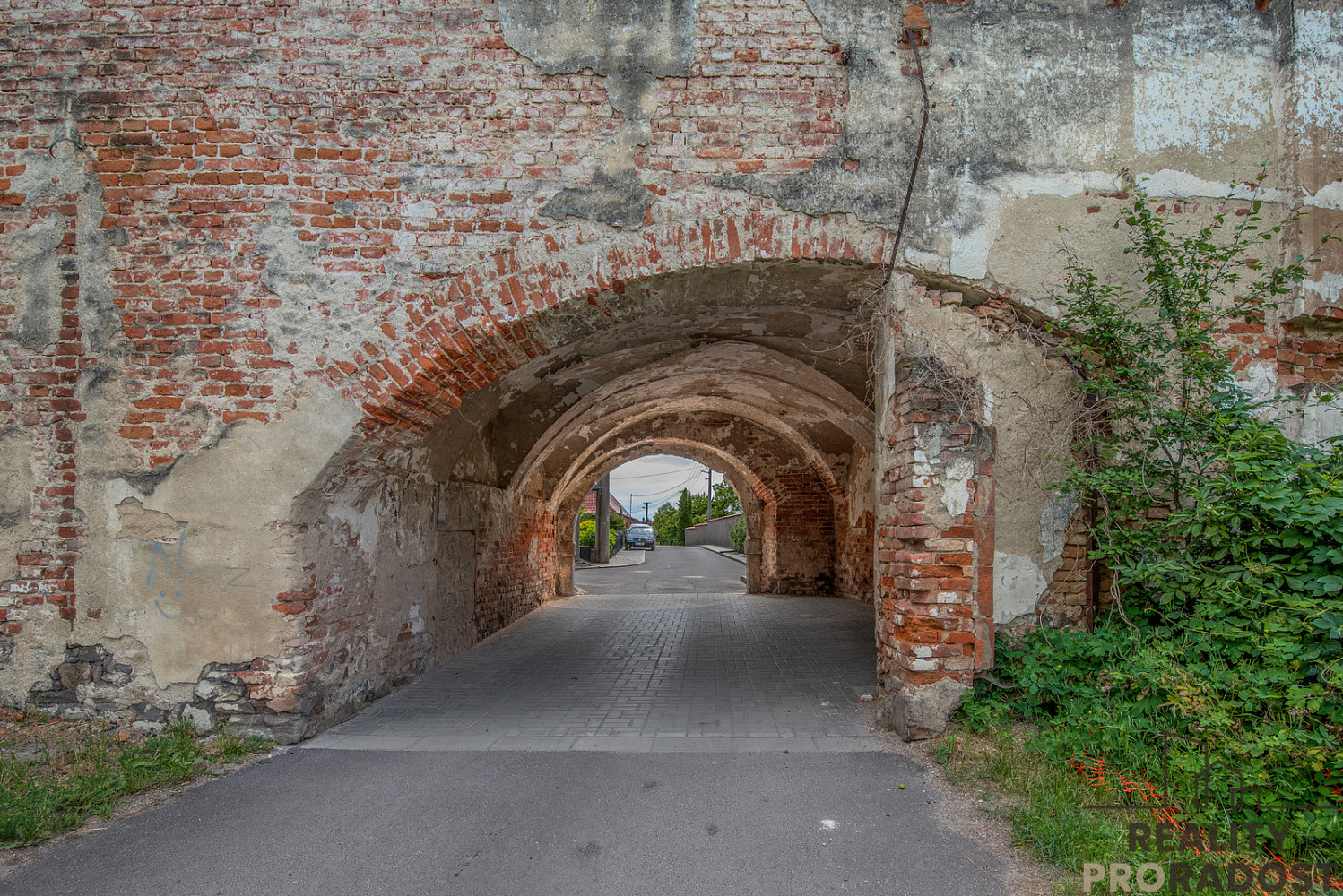 Prodej komerčního objektu (jiného typu) 1 100 m² – fotografie 3