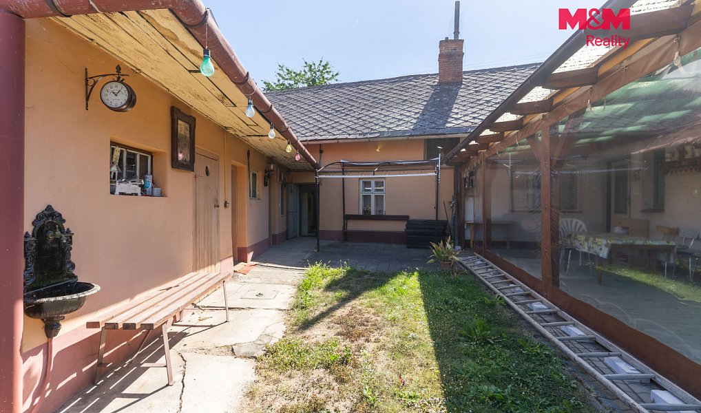 Prodej domu 150 m² s pozemkem 1 482 m², Hulín – náhled fotky 3