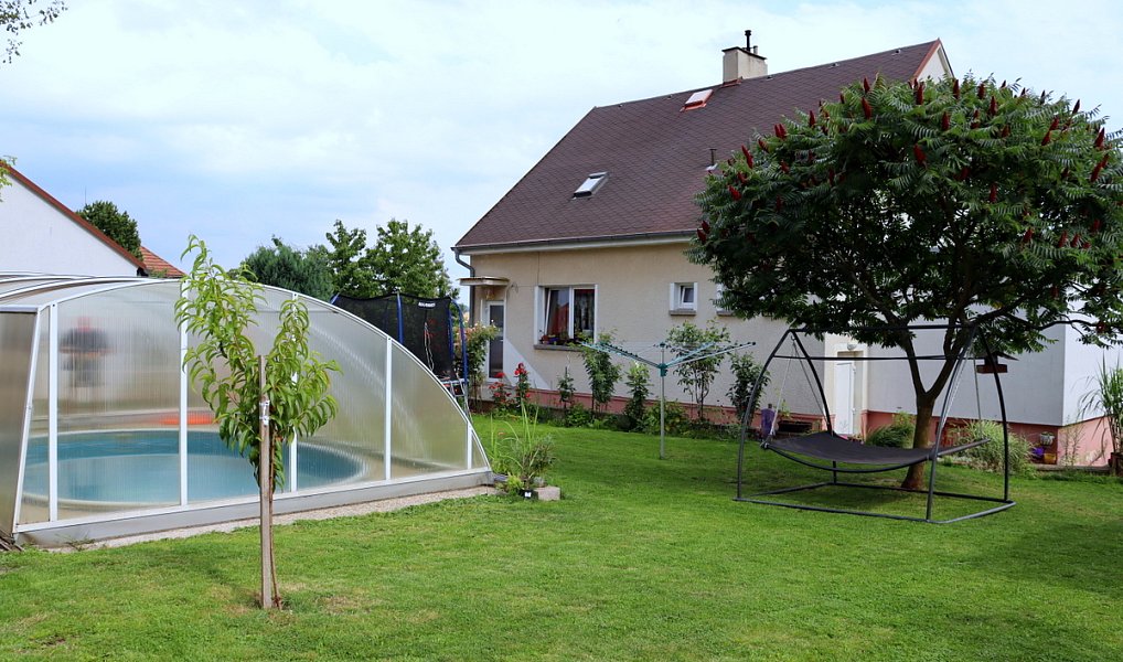 Prodej domu 183 m² s pozemkem 928 m², Rynholec – náhled fotky 2