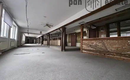 Pronájem restaurace 415 m², Ševcovská, Zlín
