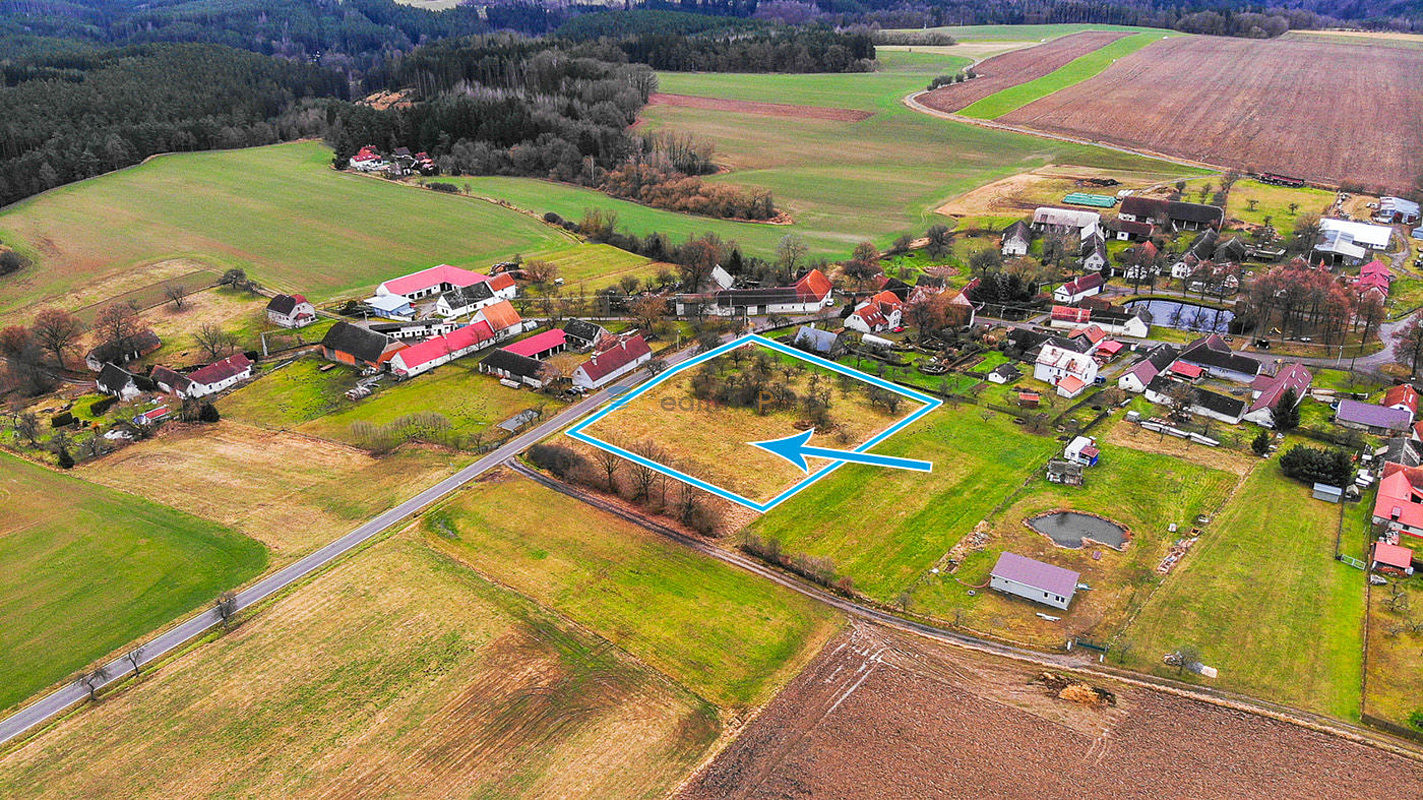 Prodej stavebního pozemku 1 515 m²