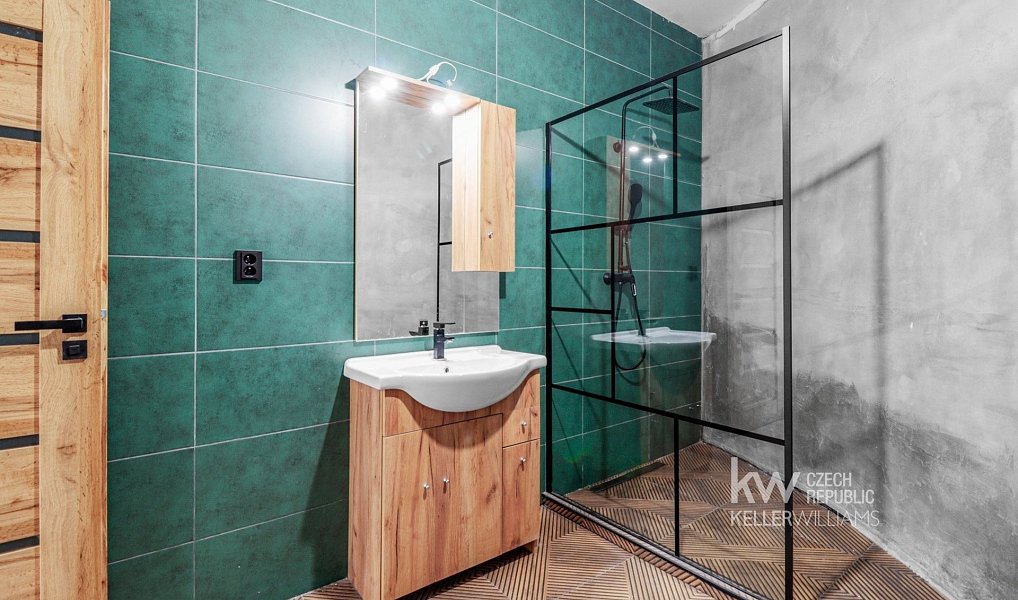 Pronájem obchodních prostor 1 073 m², Tábor – náhled fotky 18