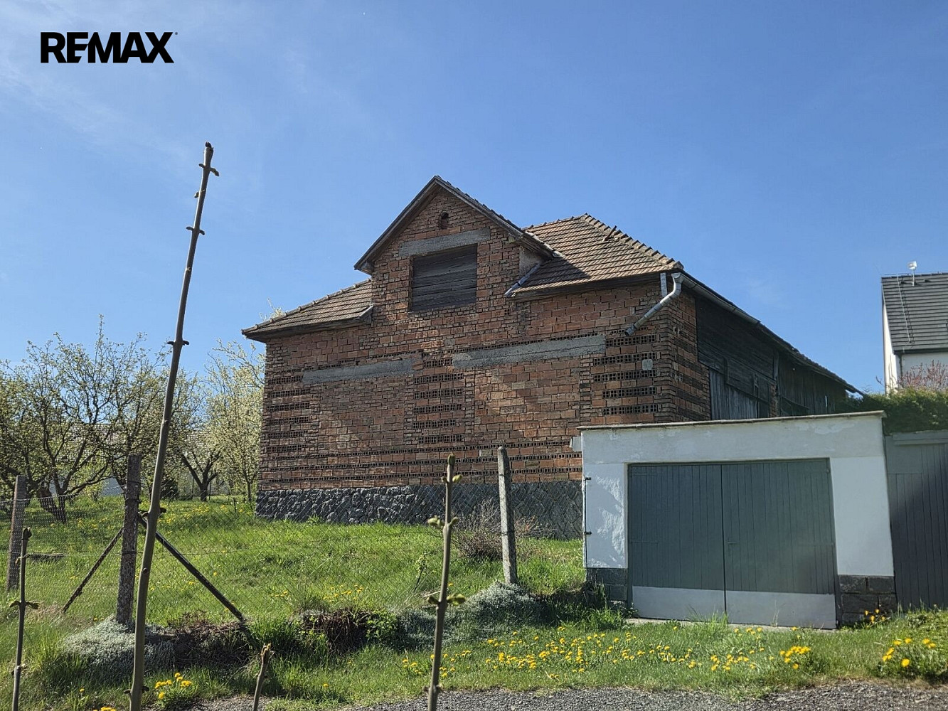 Prodej stavebního pozemku 960 m² – fotografie 4