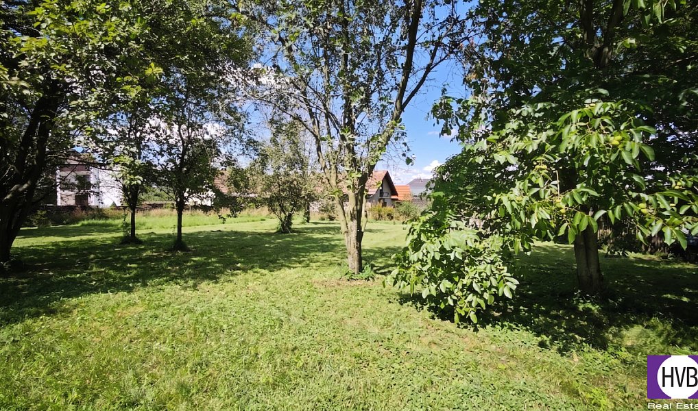 Prodej stavebního pozemku 1 100 m², Suchdol – náhled fotky 5