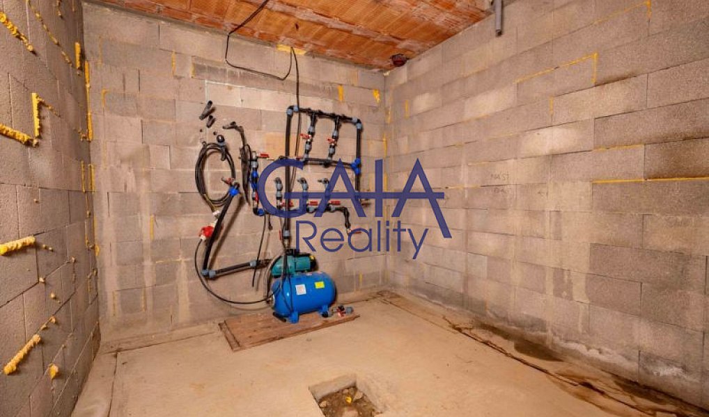 Prodej domu 250 m² s pozemkem 4 513 m², Strážovice – náhled fotky 13