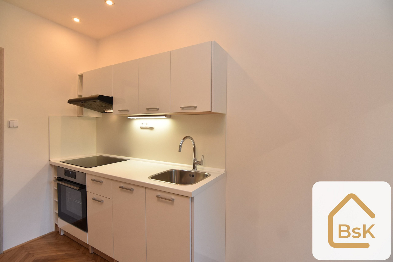Pronájem bytu 1+1 30 m² - Widok 6