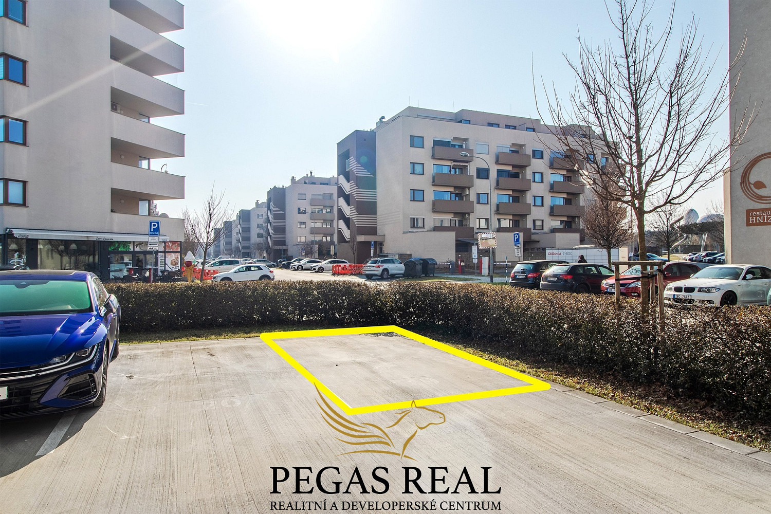 Pronájem parkovacího stání 13 m2, Brno-Slatina – fotografie 2