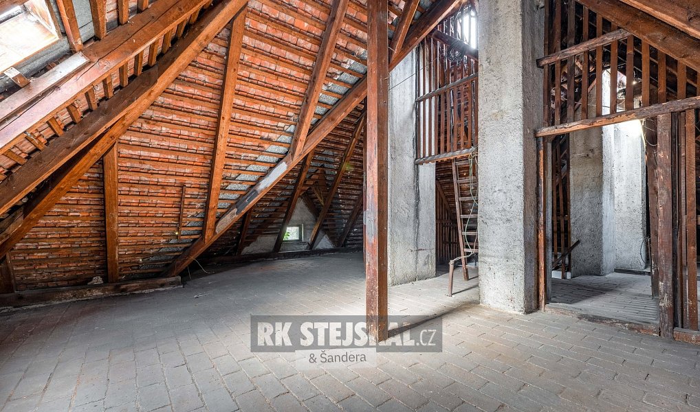 Prodej domu 440 m² s pozemkem 874 m², Český Krumlov – náhled fotky 21