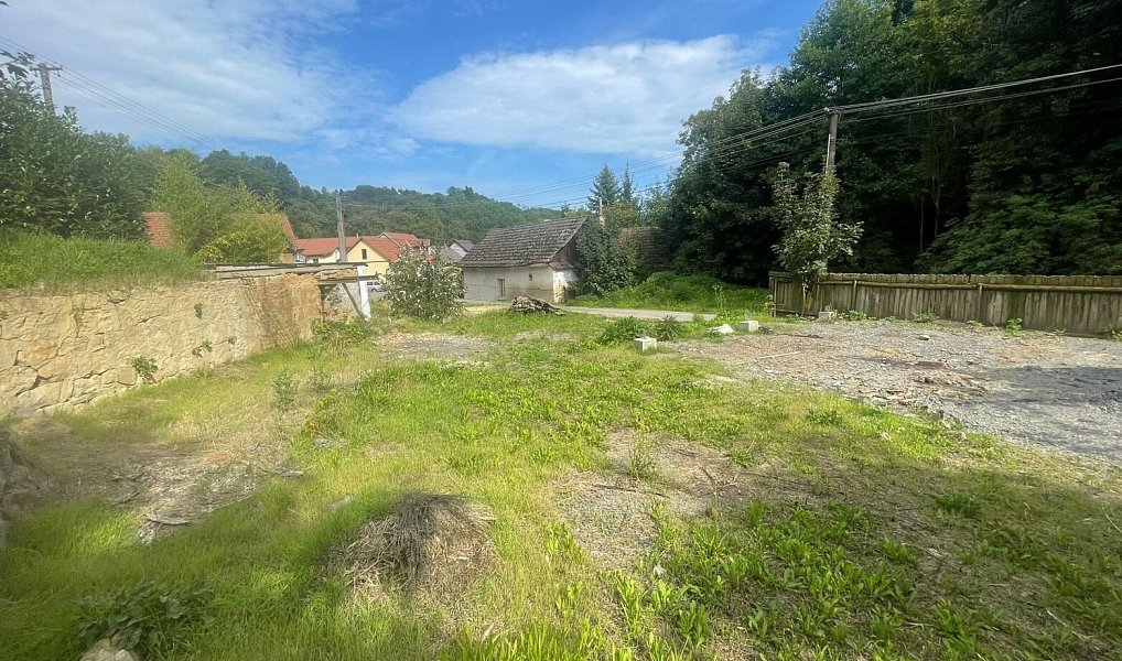 Prodej stavebního pozemku 1 144 m², Košíky – náhled fotky 3