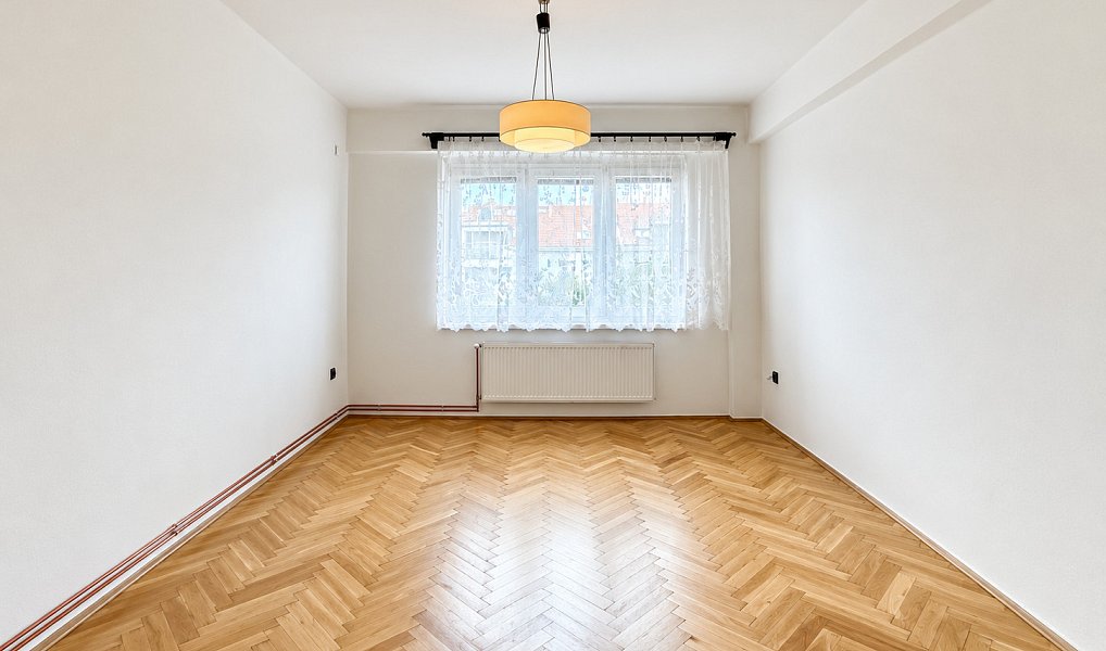 Pronájem bytu 3+1 70 m², Praha – náhled fotky 2