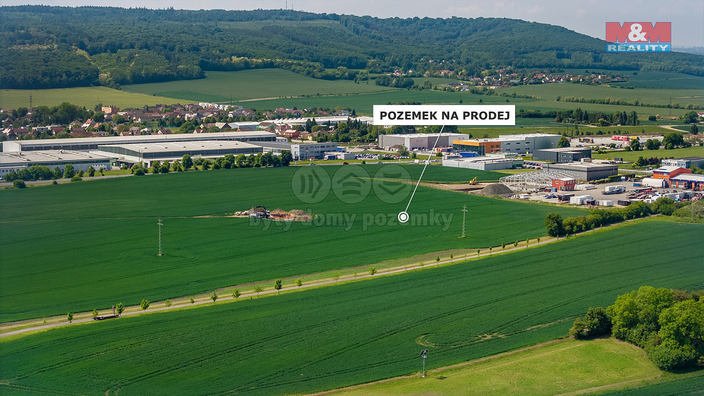 Prodej pozemku 9 305 m²