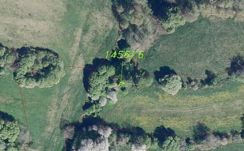 Prodej pole 16 989 m²