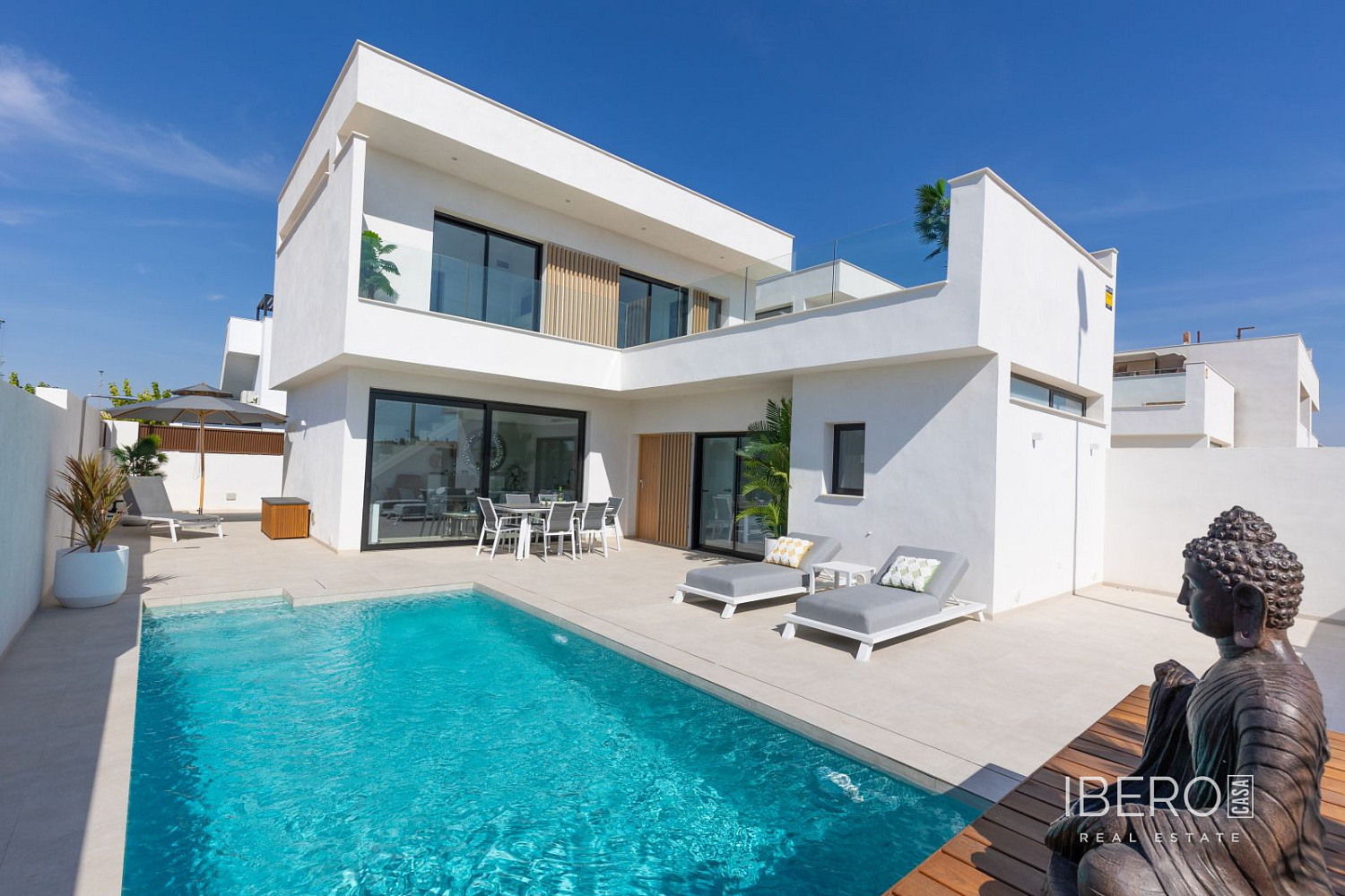Prodej domu 129 m² s pozemkem 215 m²