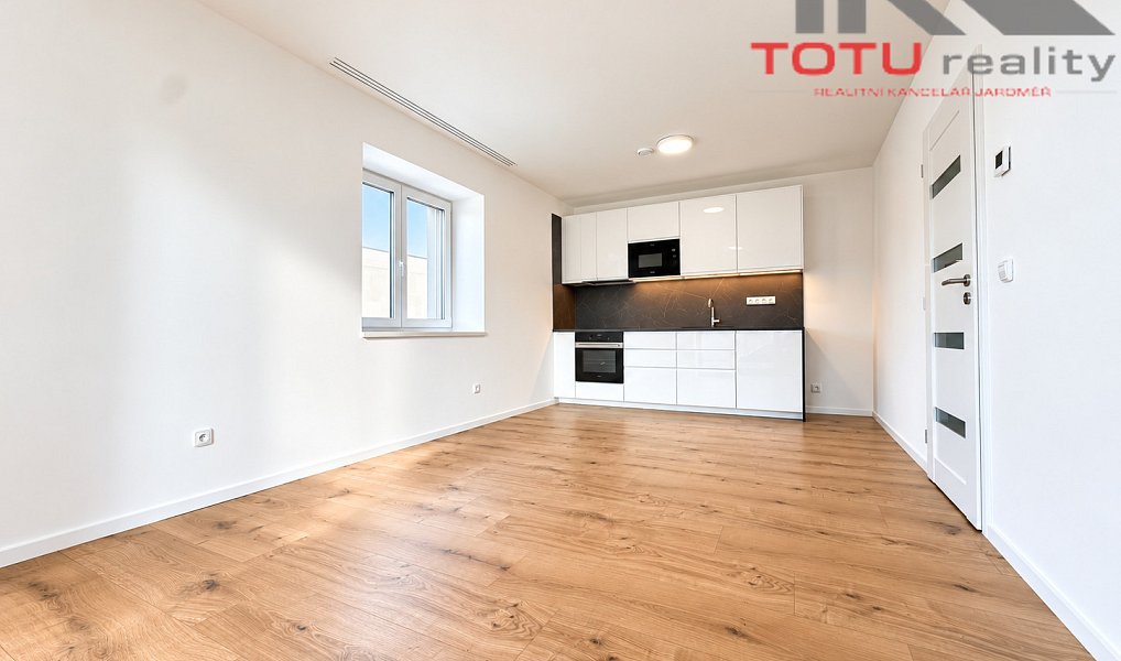 Pronájem bytu 3+kk 74 m², Černožice – náhled fotky 5