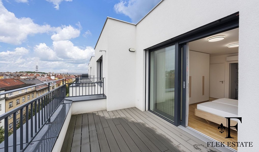 Pronájem bytu 3+kk 225 m², Praha – náhled fotky 22