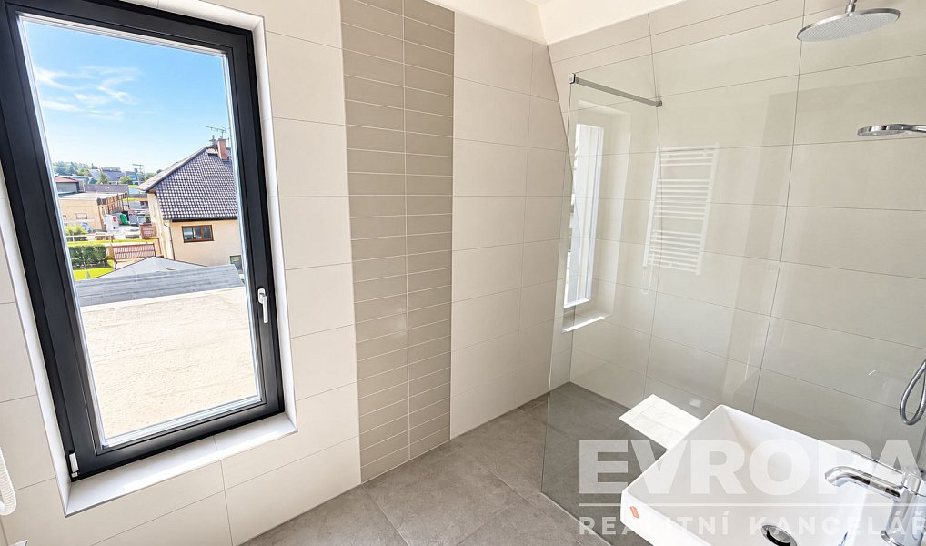 Pronájem domu 165 m² s pozemkem 521 m², Vrchlabí – náhled fotky 8