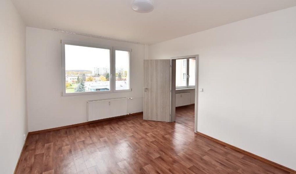Prodej bytu 1+1 35 m², Chomutov – náhled fotky 3