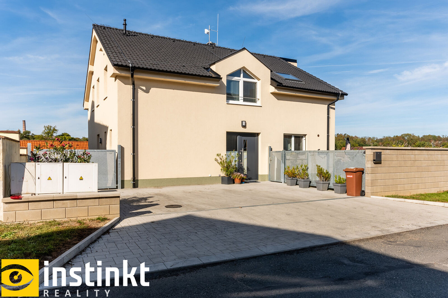 Prodej domu 230 m² s pozemkem 423 m²