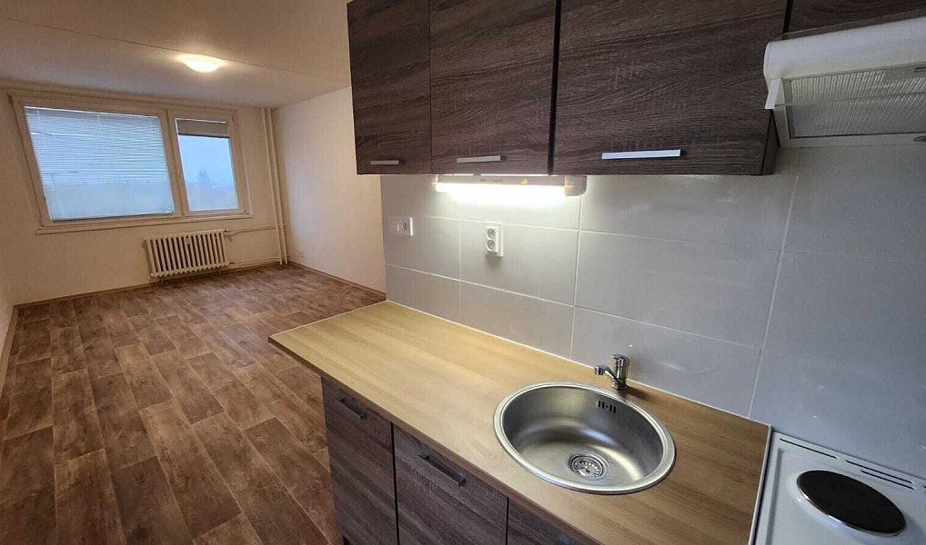 Pronájem bytu 2+kk 40 m², Most – náhled fotky 2