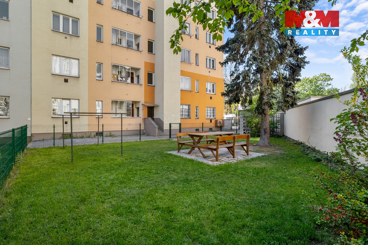 Prodej bytu 2+kk 45 m² — photo 2
