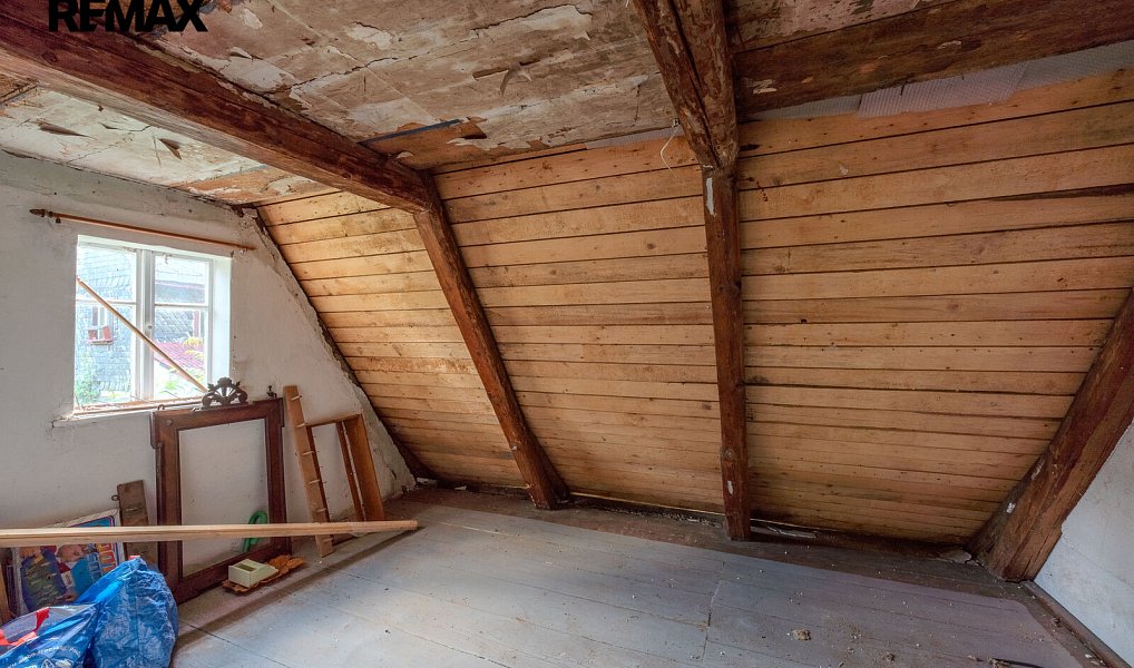 Prodej domu 193 m² s pozemkem 830 m², Mikulášovice – náhled fotky 24