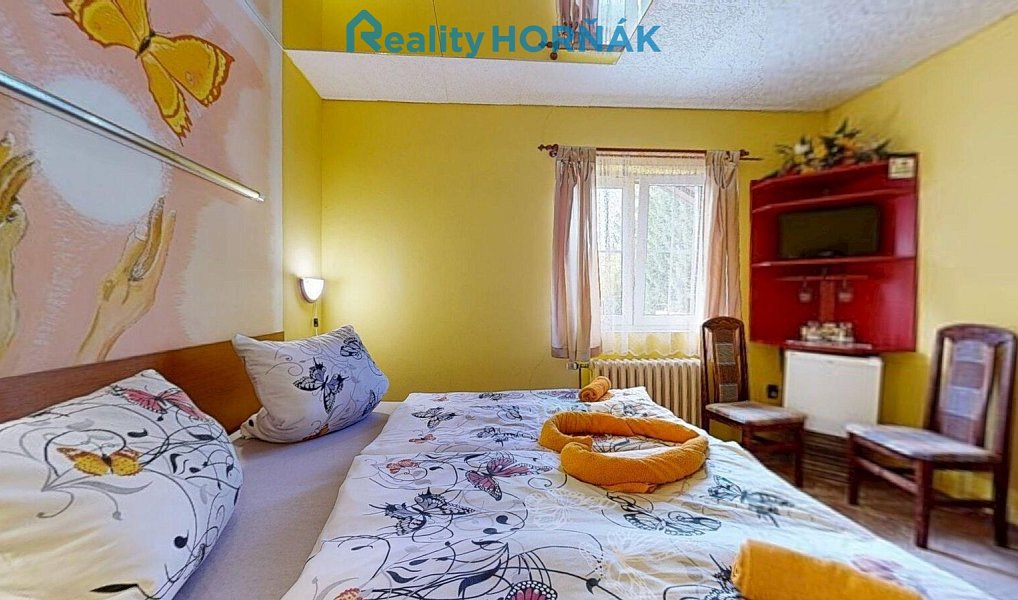 Prodej domu 364 m² s pozemkem 1 261 m², Votice – náhled fotky 16