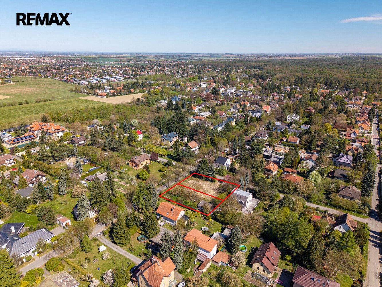 Prodej stavebního pozemku 888 m² – fotografie 4
