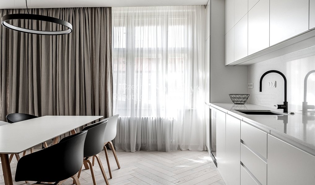 Prodej bytu 4+kk 144 m², Praha – náhled fotky 5