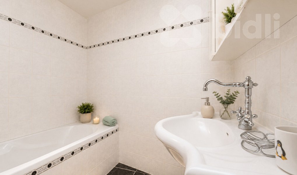 Prodej bytu 5+kk 168 m², Loket – náhled fotky 18