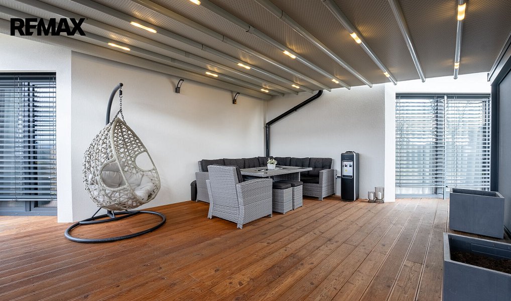 Prodej domu 172 m² s pozemkem 1 031 m², Jemnice – náhled fotky 34