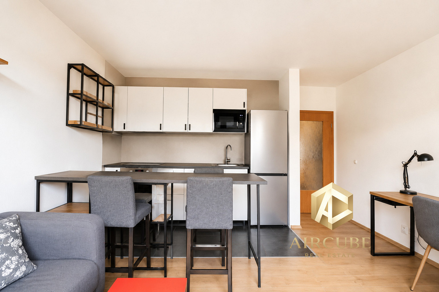 Pronájem bytu 2+kk 46 m² — photo 2
