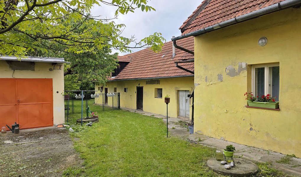 Prodej chaty/chalupy 700 m² s pozemkem 1 816 m², Brumov-Bylnice – náhled fotky 26