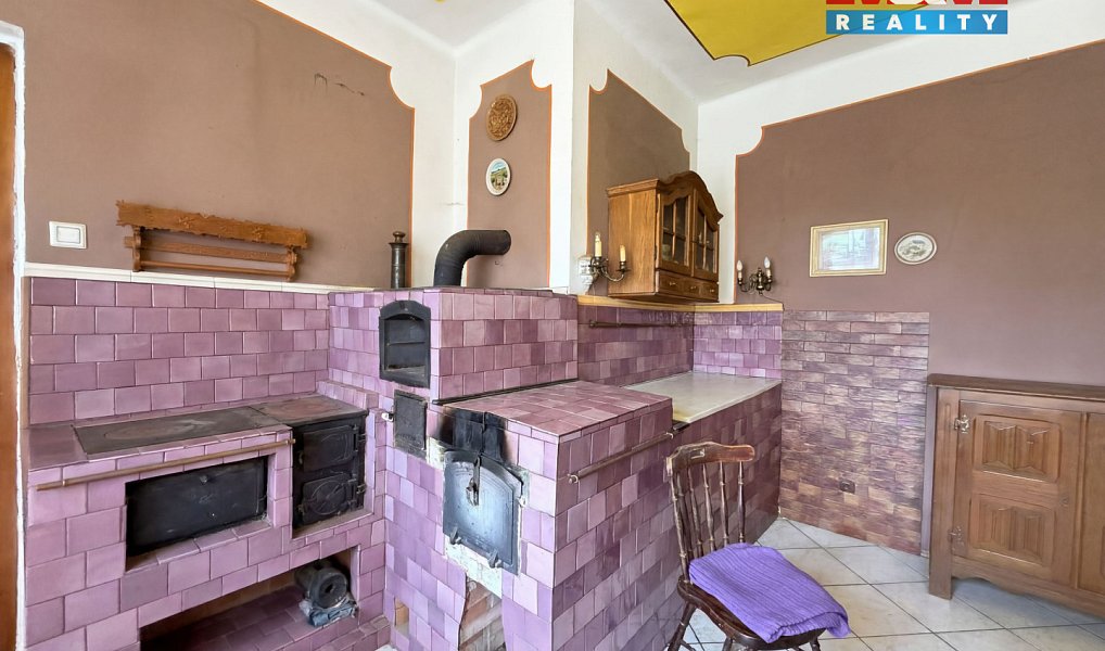 Prodej domu 200 m² s pozemkem 2 000 m², Zálužice – náhled fotky 5