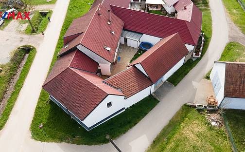 Prodej chaty/chalupy 127 m² s pozemkem 613 m², Budíškovice, okres Jindřichův Hradec