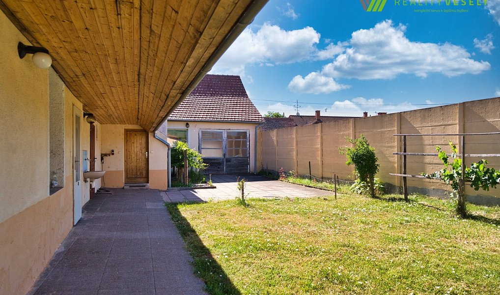 Prodej domu 150 m² s pozemkem 1 049 m², Čejkovice – náhled fotky 3