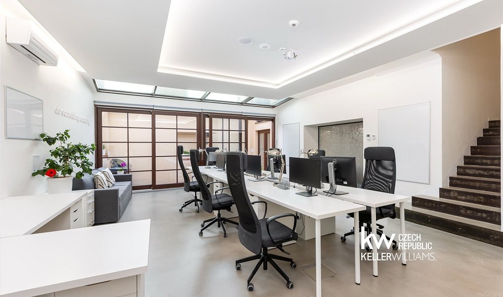 Prodej obchodních prostor 204 m², Praha – náhled fotky 18
