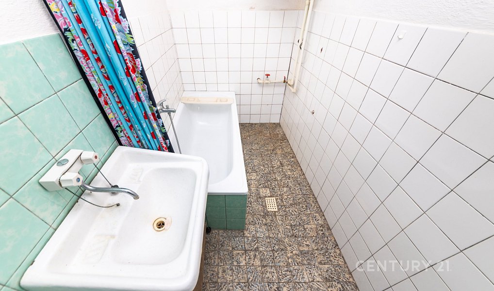Prodej domu 200 m² s pozemkem 470 m², Velké Opatovice – náhled fotky 13