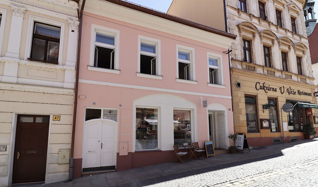 Prodej nájemního domu, činžáku 386 m², Písek – fotka 1 z 23